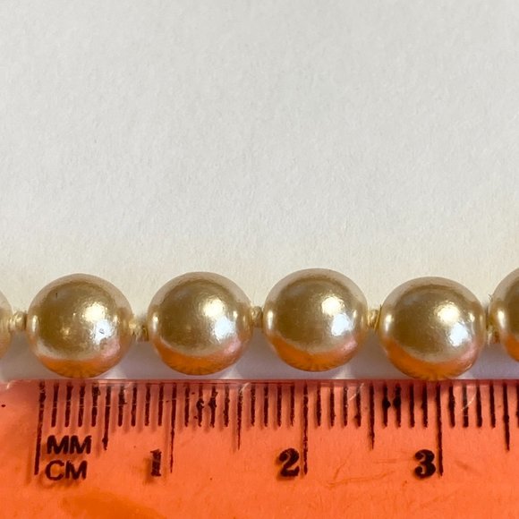 Vintage Cream Glass Pearl Necklace 24" 6mm Hand Knotted Matinee Length Clasp - Picture 9 of 9
